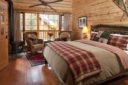 CATHEDRAL MOUNTAIN LODGE 004